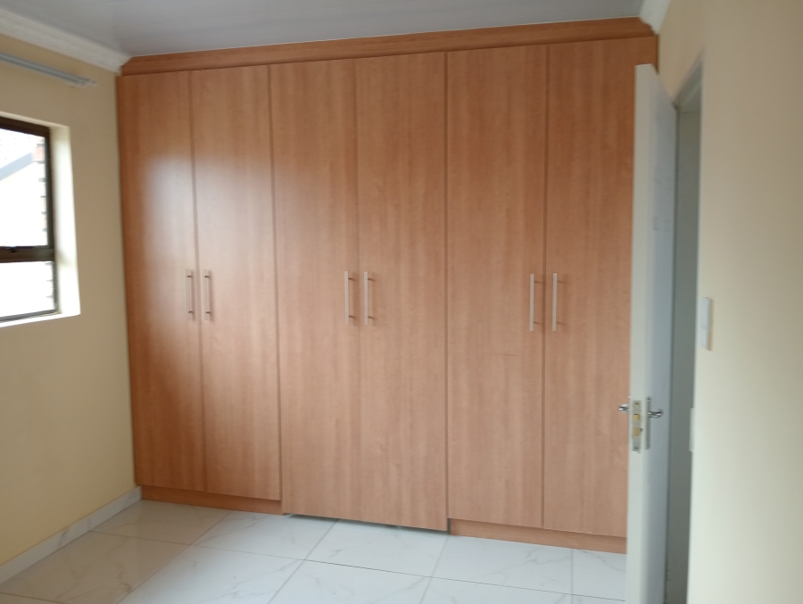 To Let 1 Bedroom Property for Rent in Tlhabane West North West